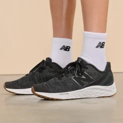 Big Kid (3.5-7)*New Balance Boy's , Arishi Fresh Foam v4 Sneaker - Big Kid Black/Phantom