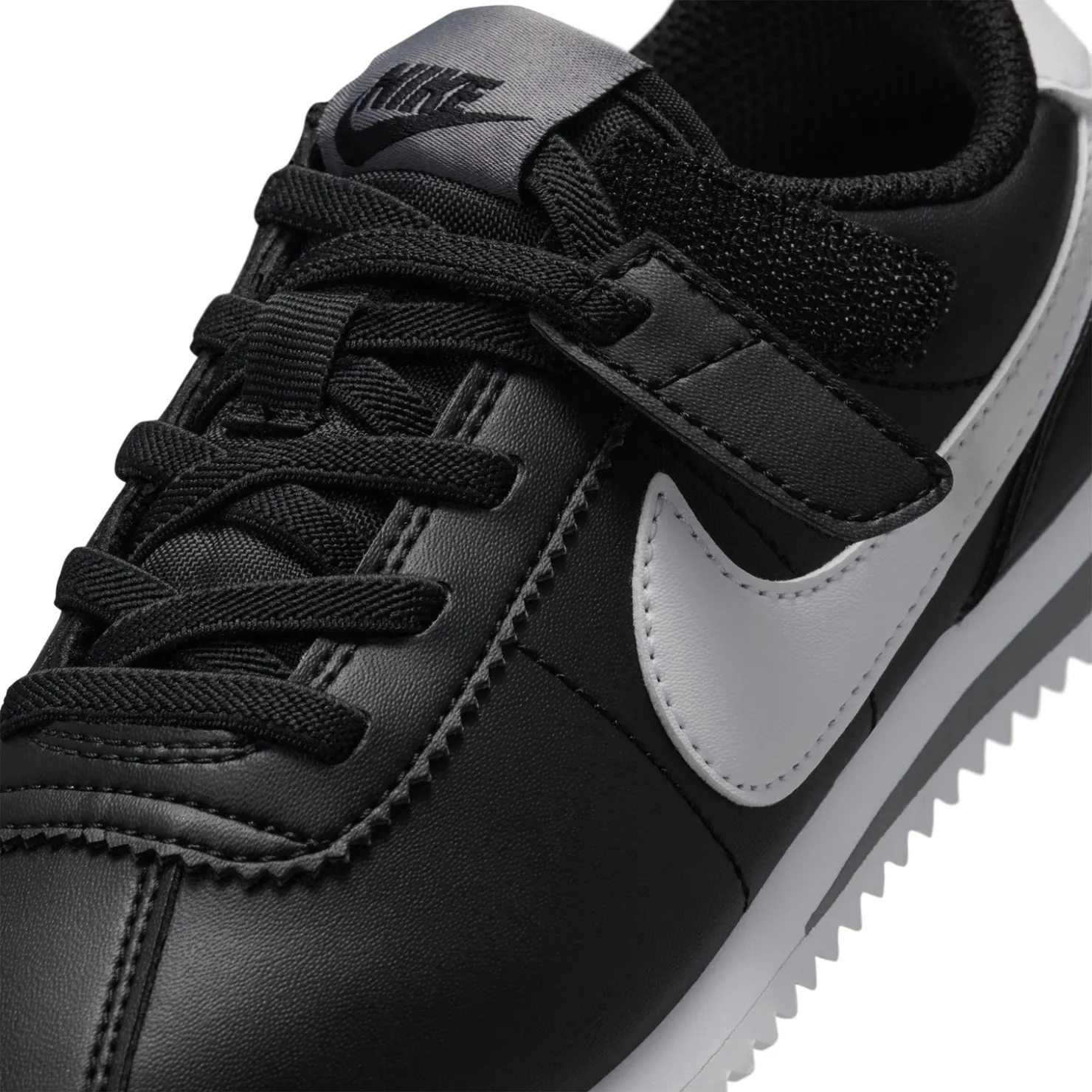 Little Kid (10.5-3)*Nike Boy's , Cortez EasyOn Sneaker - Little Kid Black/White-Cool Grey