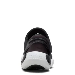 Sneakers & Athletic*Nike Boy's , Dynamo Go Sneaker - Little Kid Black/White