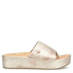 Flip Flops*Born Women's , Sharr Sandal Light Gold