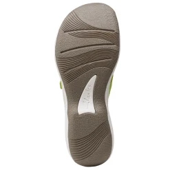 Flip Flops*Clarks Women's , Breeze Sea Sandal Lime