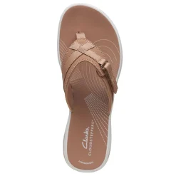 Flip Flops*Clarks Women's , Breeze Sea Sandal Beige