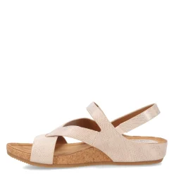 Footbed Sandals*Eurosoft by Sofft Women's Eurosoft, Gianetta Sandal Gold