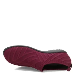 Walking*Naot Women's , Okahu Slip-On Rasberry