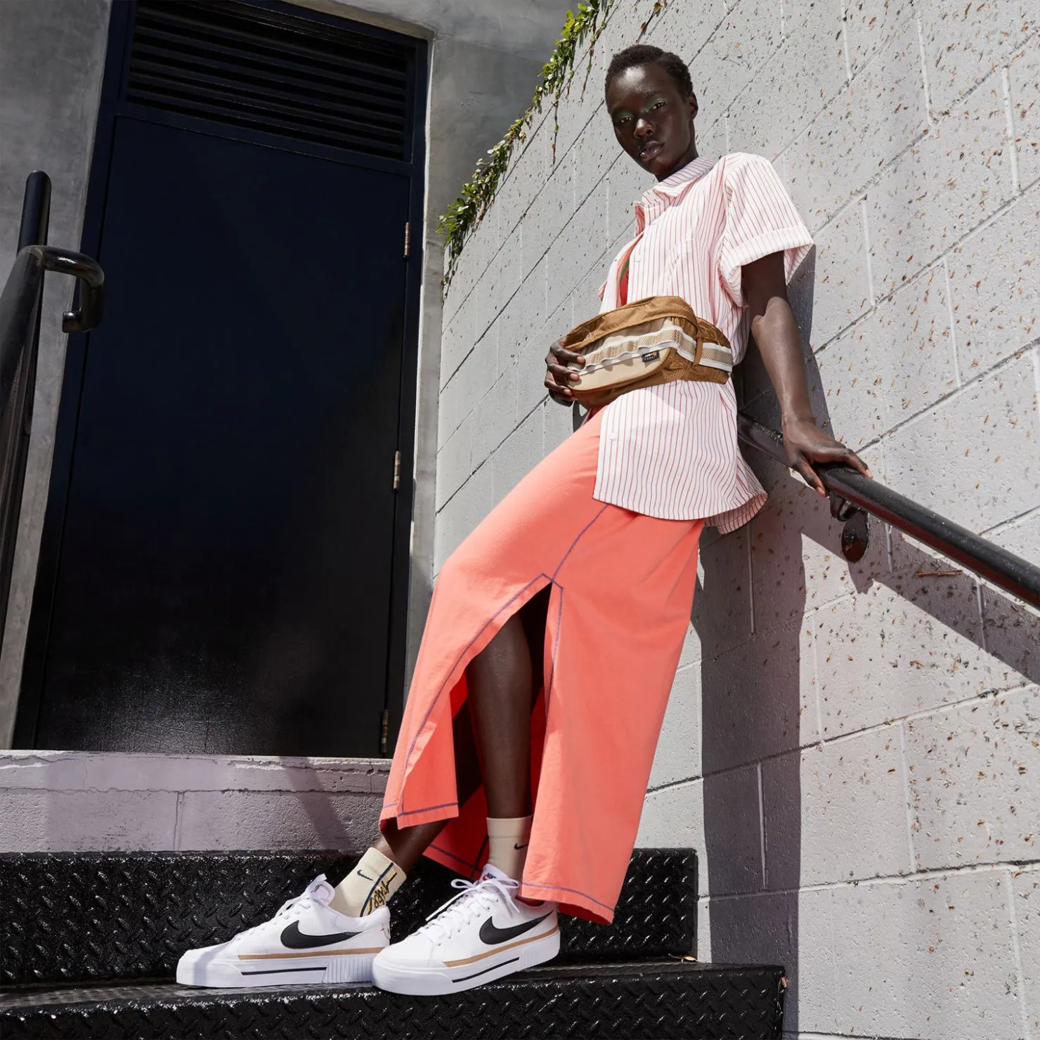 Fashion & Street*Nike Women's , Court Legacy Lift Platform Sneaker White/Black- Hemp