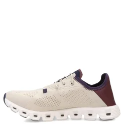 Women's , Cloud 5 Coast Sneaker|ON Running Hot