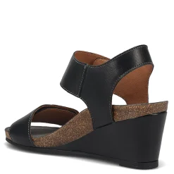 Footbed Sandals*Taos Women's , Carousel 3 Sandal Black